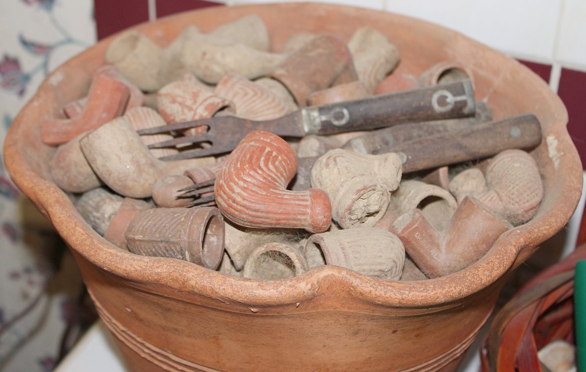 Image for FANTASTIC ANTIQUE ESTATE AUCTION