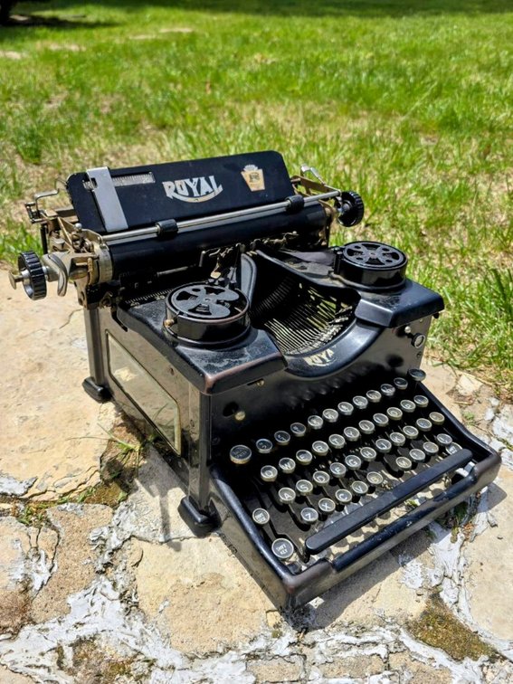 Image for GREAT ANTIQUE & ESTATE AUCTION