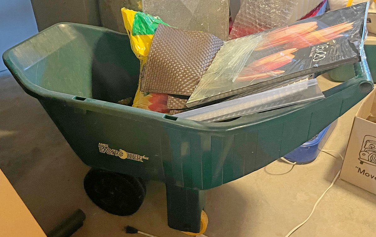 Image for SHORT NOTICE LIVING ESTATE AUCTION