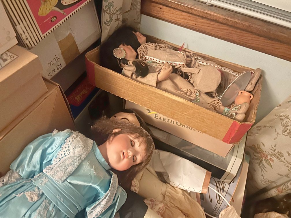 Image for HUGE 2-RING LIFETIME COLLECTOR'S ESTATE AUCTION