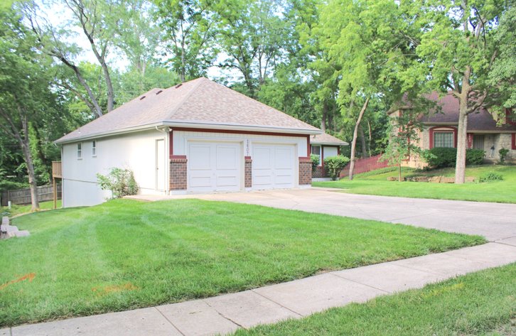 Image for REAL ESTATE & PERSONAL PROPERTY AUCTION