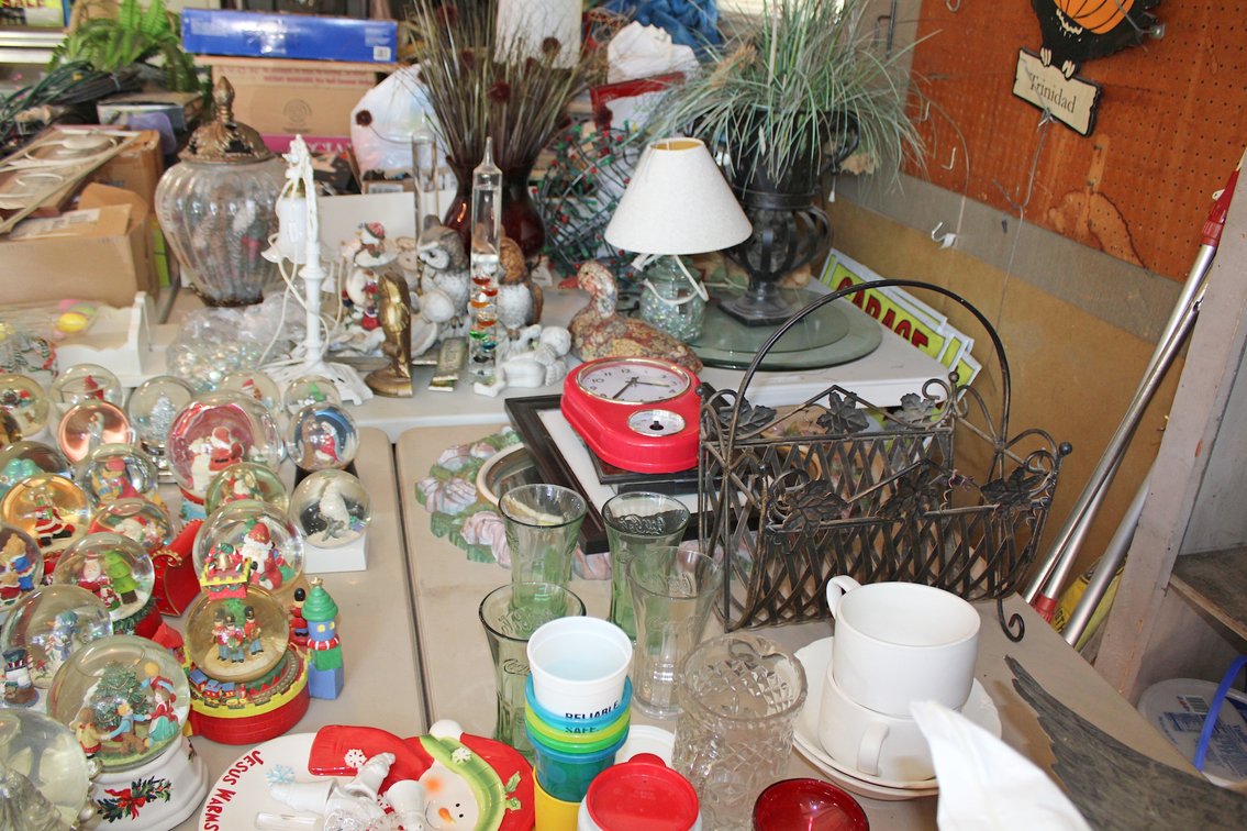 Image for LIVING ESTATE AUCTION
