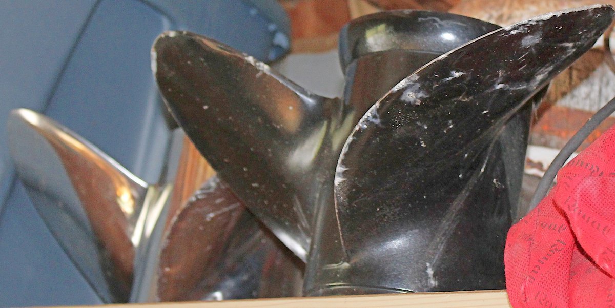 Image for LIVING ESTATE AUCTION