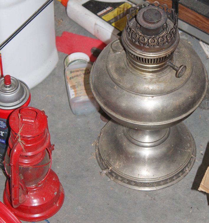 Image for LIVING ESTATE AUCTION