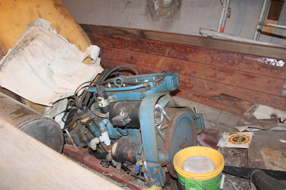 Image for LIVING ESTATE AUCTION