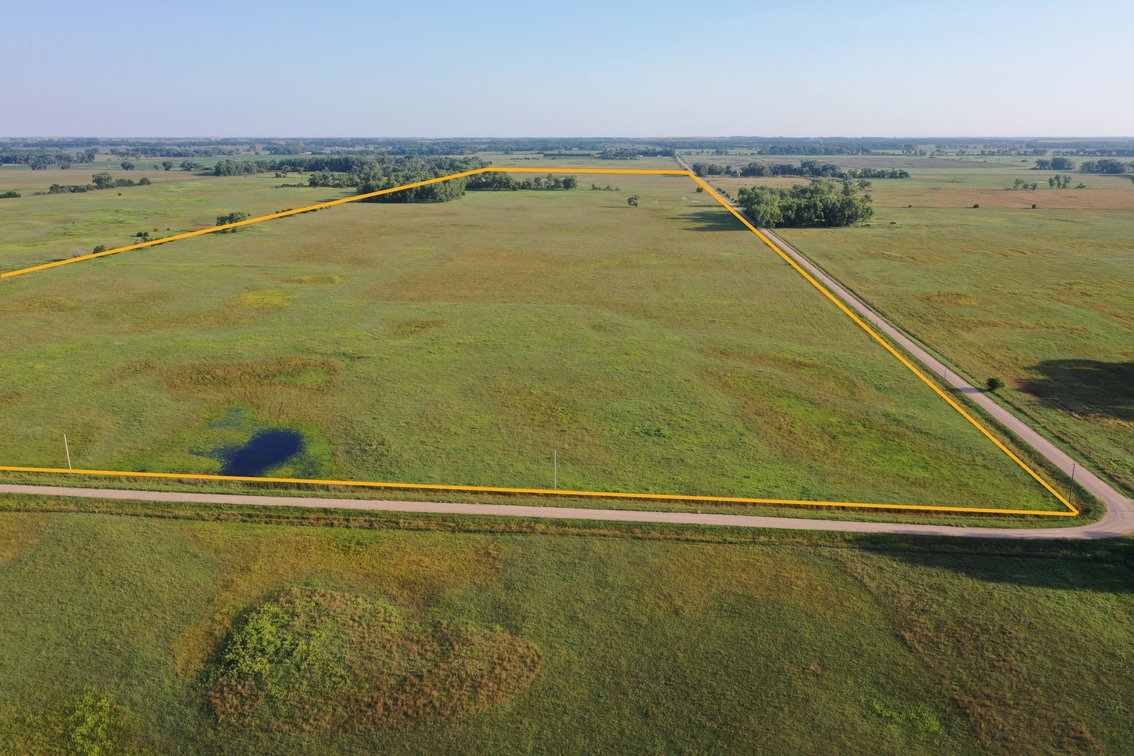 Image for Chambers, Nebraska Highway 95 Hay Meadow Online Auction