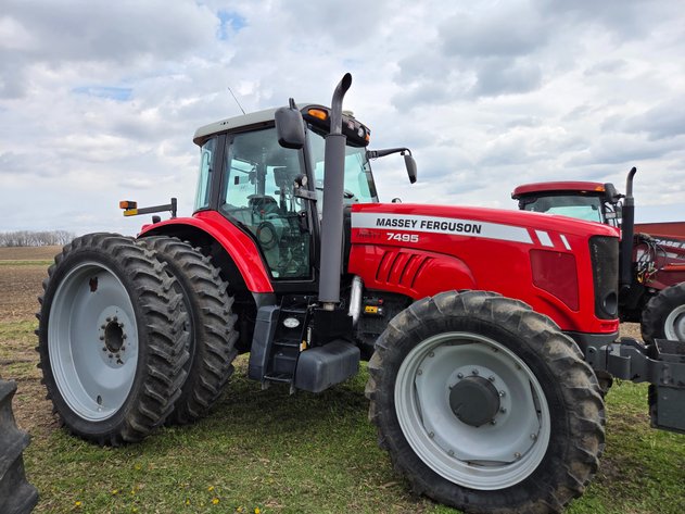 Image for 2009 MASSEY FERGUSON 7495 DYNA VT MFWD TRACTOR