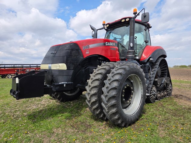 Image for 2015 CASE IH 340 MAGNUM ROW TRAC CVT MFWD TRACTOR