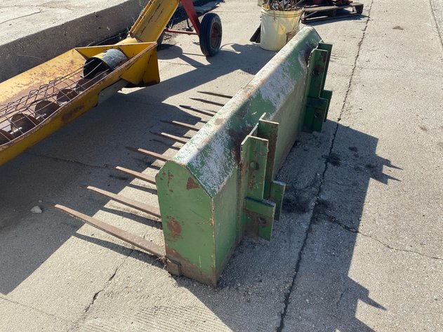 Image for 5' MANURE BUCKET