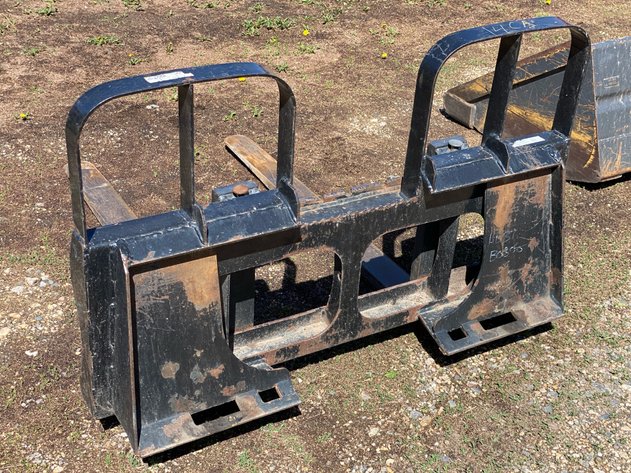 Image for QUICK TACH PALLET FORKS