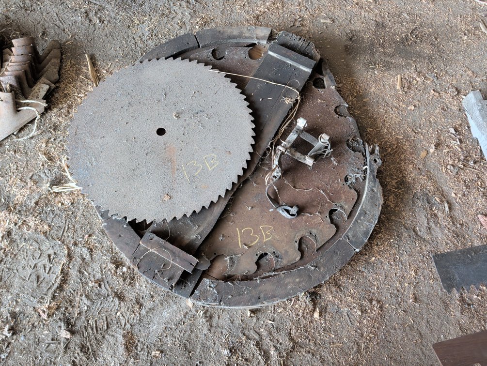 BUZZSAW BLADE AND ICE SAW BLADE