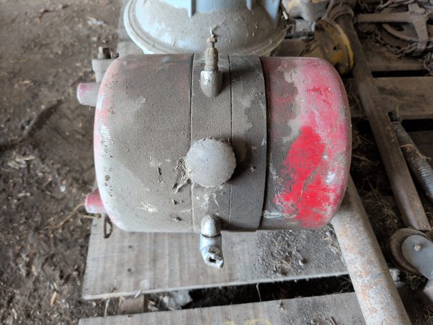 Image for CHAIN HOIST, LIGHT, TANK, MORE