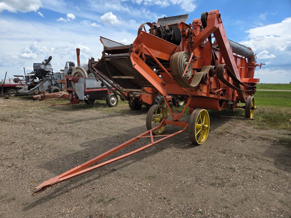 ALLIS CHALMERS THRESHING MACHINE