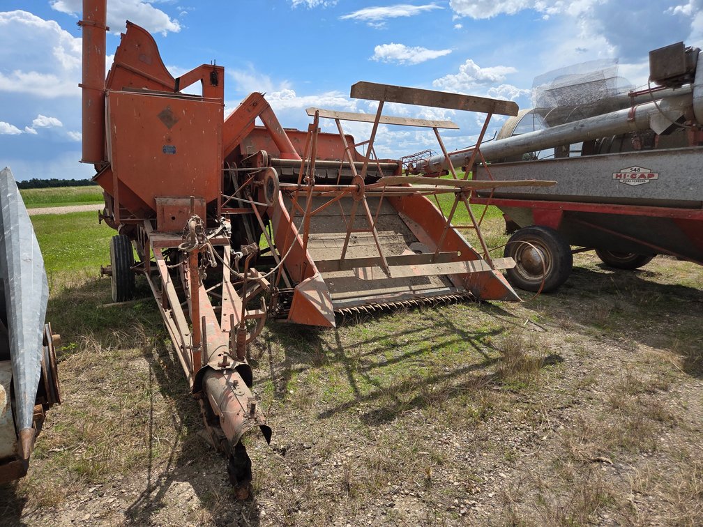 ALLIS CHALMERS COMBINE