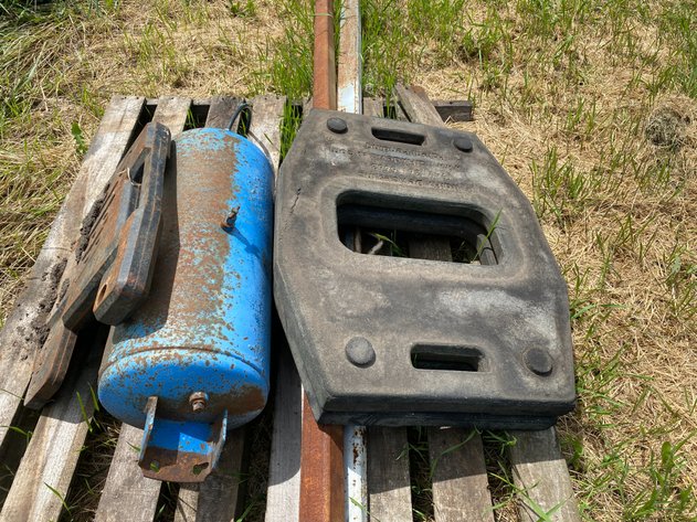 Image for (2) OUT RIGGER PADS