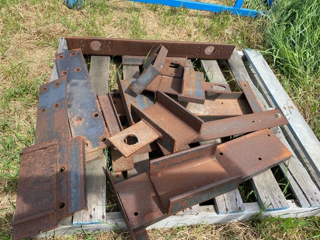 Image for ASSORTMENT OF STEEL BRACKETS