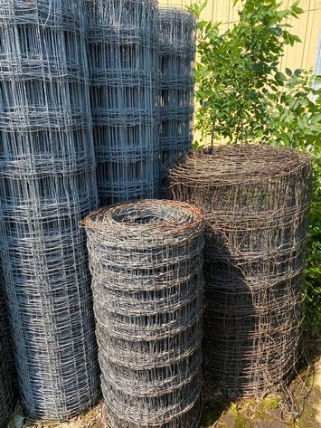 Image for 18 ROLLS OF NEW WIRE FENCING