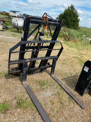 Image for TEBBEN 3 PT FORK LIFT ATTACHMENT