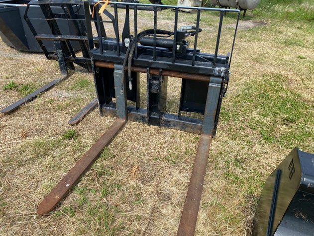 Image for JLG PALLET FORKS
