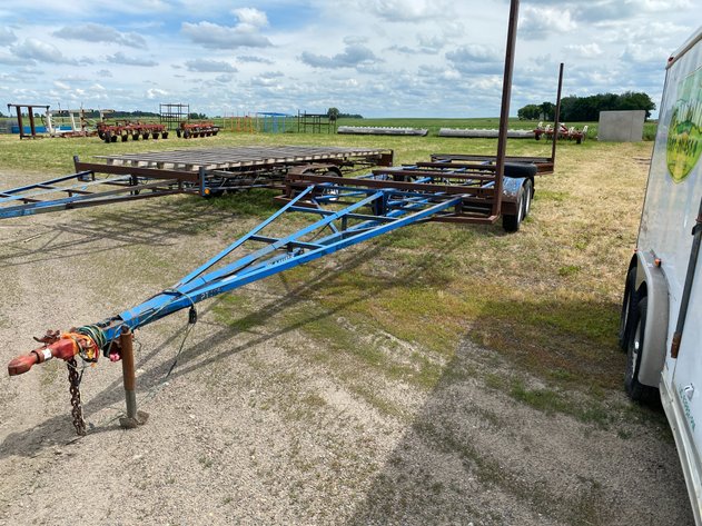 Image for DUO LIFT TANDEM AXLE DECK-OVER TRAILER