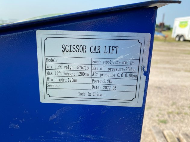 Image for SCISSOR CAR LIFT
