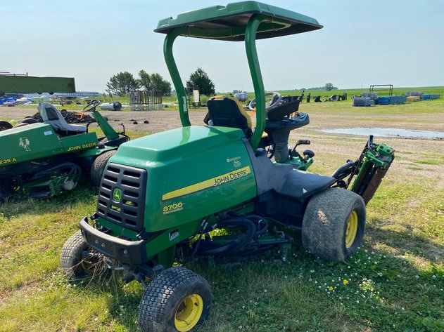 Image for JOHN DEERE 8700 PRECISSION CUT MOWER