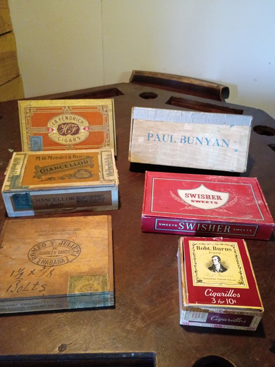 Cigar boxes