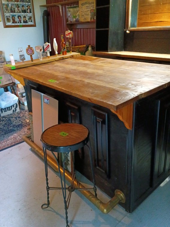 Saloon Bar