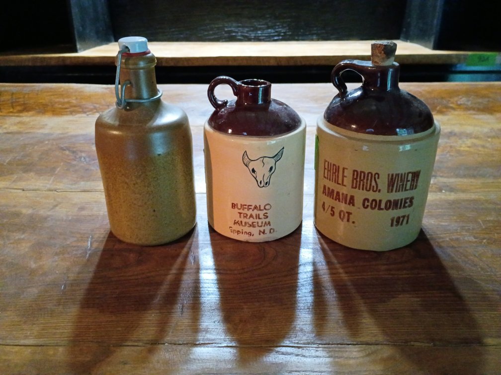 Jugs/Bottle