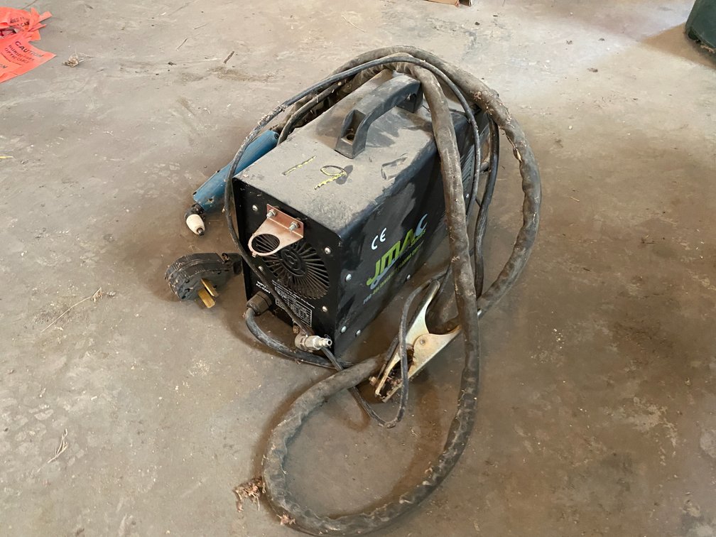 PLASMA CUTTER