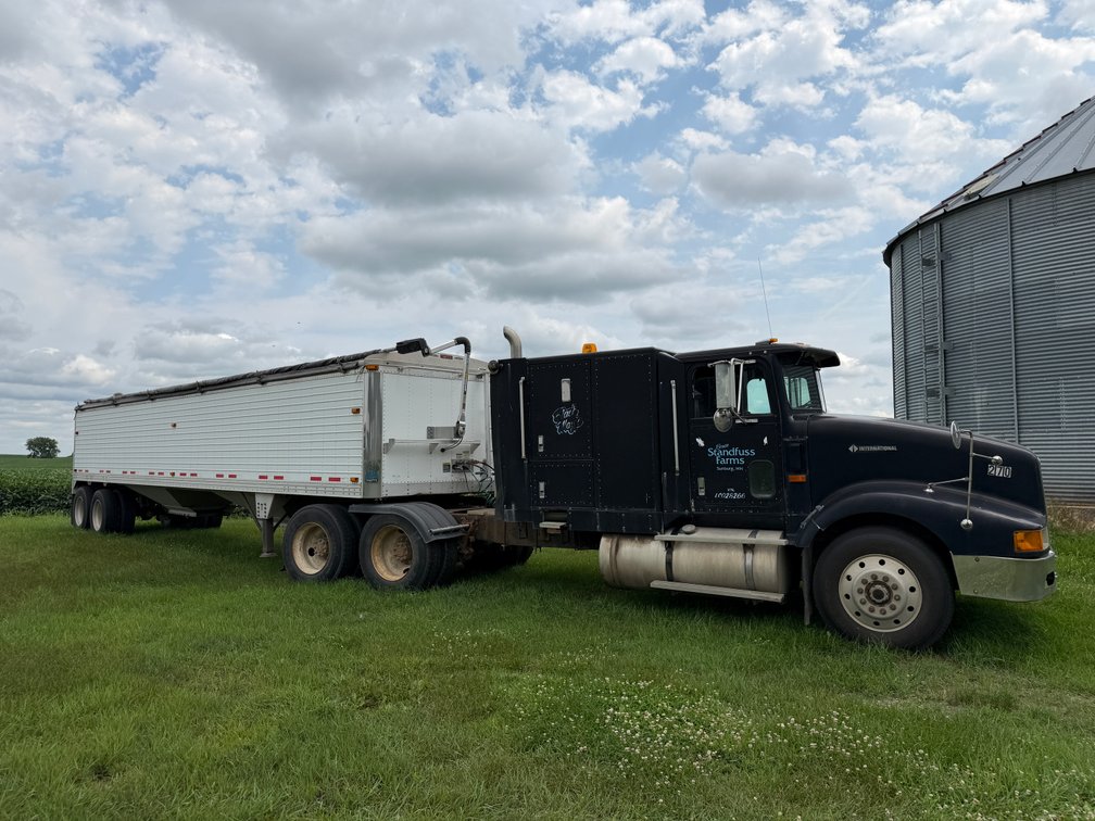 Image for Bruce & Barb Standfuss Online Only Farm Retirement Auction
