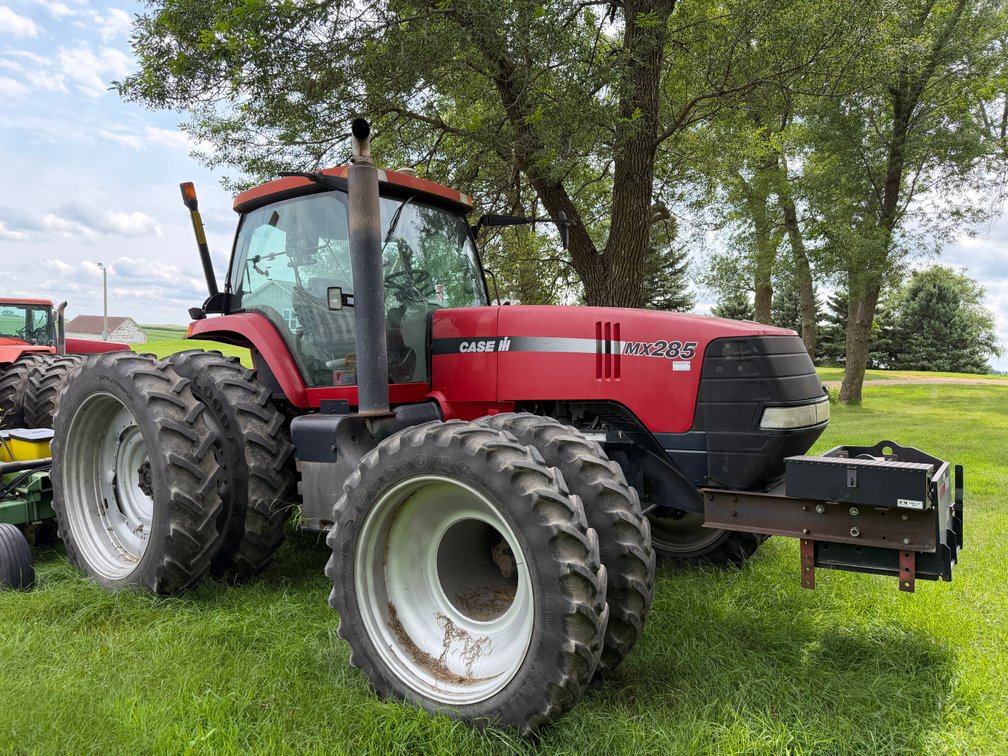 Image for Bruce & Barb Standfuss Online Only Farm Retirement Auction