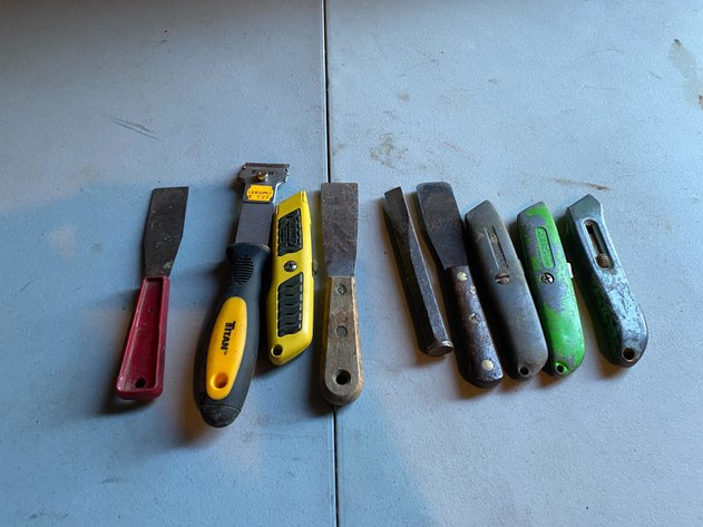 Image for KNIVES/MORE