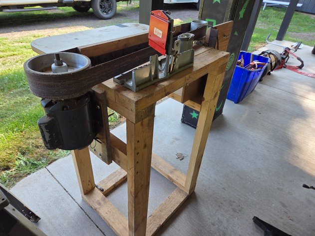 Image for BELT SANDER ON STAND