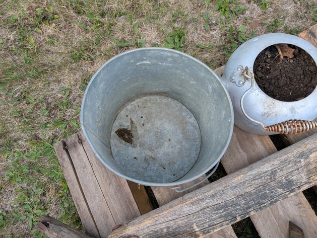 Image for WATER CAN/BUCKET