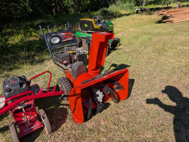 Image for ARIENS 1027LE SNOWBLOWER
