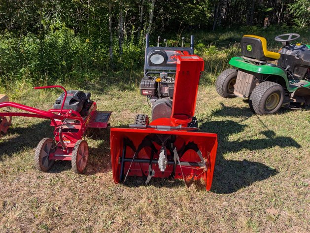 Image for ARIENS 1027LE SNOWBLOWER