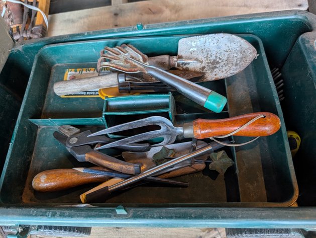 Image for LAWN CART/TOOLS