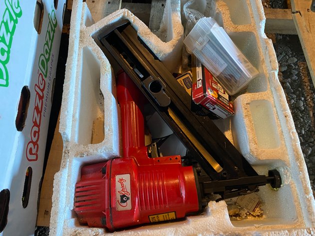 Image for FINISH NAILER