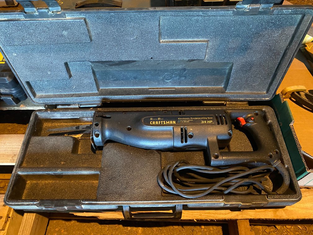 RECIPROCATING SAW