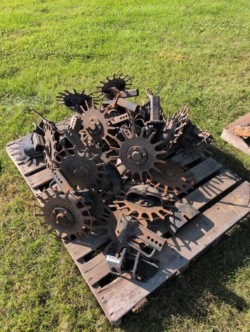 Image for (PALLET) ROW CLEANERS