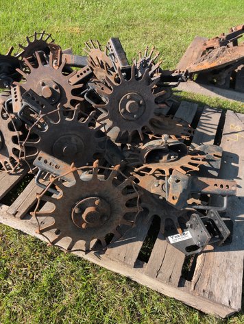 Image for (PALLET) ROW CLEANERS