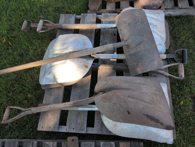 Image for (PALLET) SHOVELS