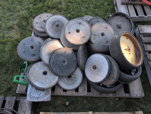 Image for (PALLET) CLOSING AND GAUGE WHEELS