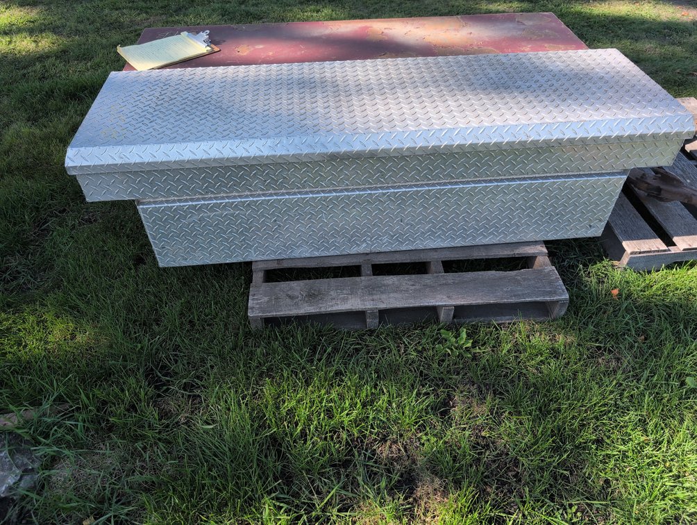 TRUCK TOOL BOX