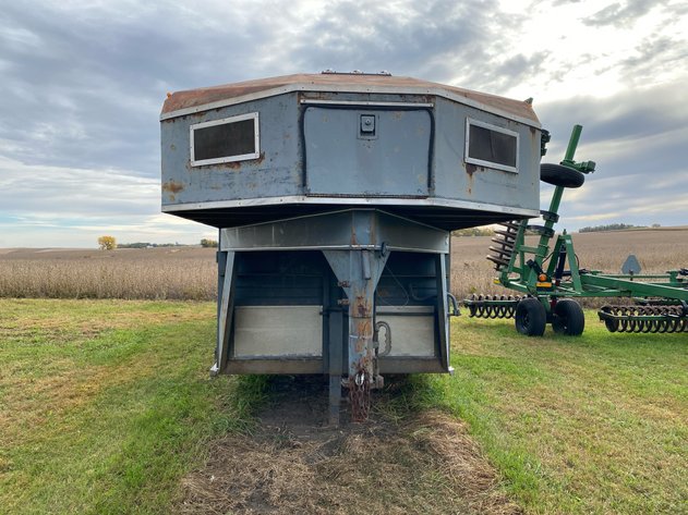 Image for 1992 TITAN LIVESTOCK TRAILER