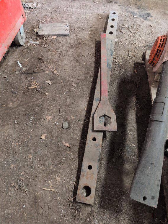 LARGE WRENCH AND HITCH
