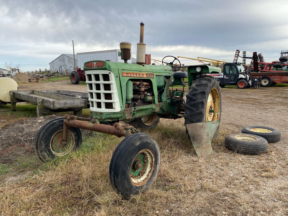 OLIVER 770