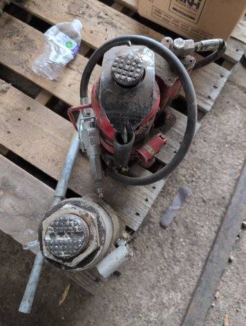 Image for BOTTLE JACKS