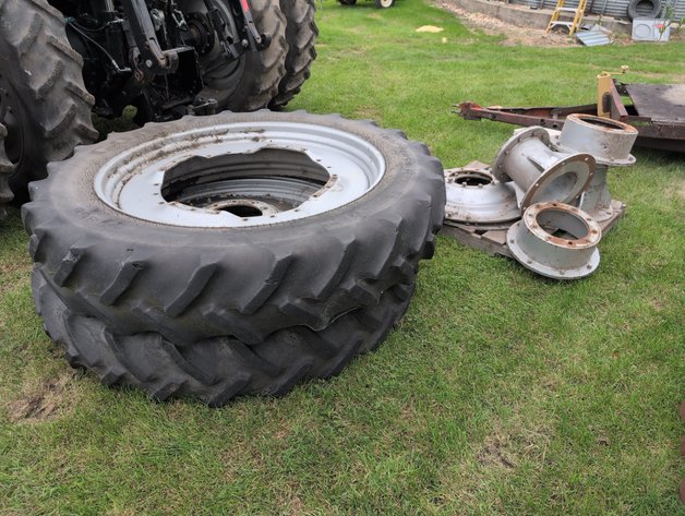Image for 380/90R50 REAR TRIPLES